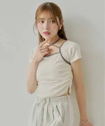 Chico 레이어드 디자인 프렌치 아이보리 T