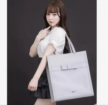 pium  프론트 리본 멀티 토트백 사야피 A4