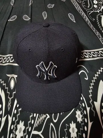 포티 세븐 브랜드 NY 로고 캡 네이비