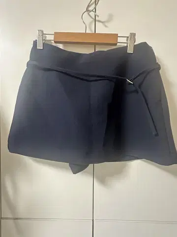 ZARA 네이비 타이트 스커트 S 사이즈