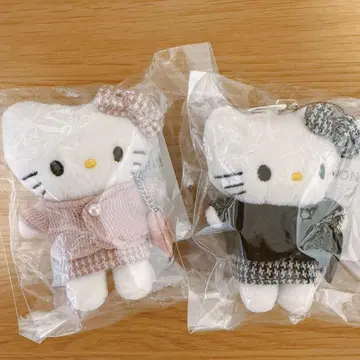 로리즈팜 Me% 토이 키링 헬로키티 참 봉제 인형