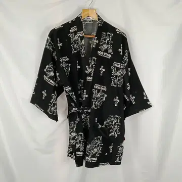 DOG TOWN 용 패턴 올 패턴 진베이 XL 블랙 상의만 B3715