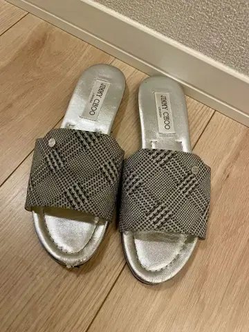 JIMMY CHOO 별 패턴 샌들 그레이 실버