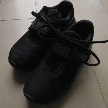 PUMA 블랙 스니커즈 슬립온