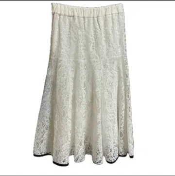 akiki Lace frill skirt