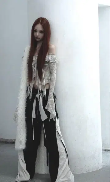 S dot flow frill tops (beigexblack)