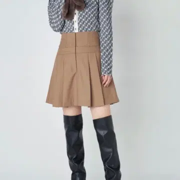 LILY BROWN 하이웨스트 플리츠 스커트 숏팬츠