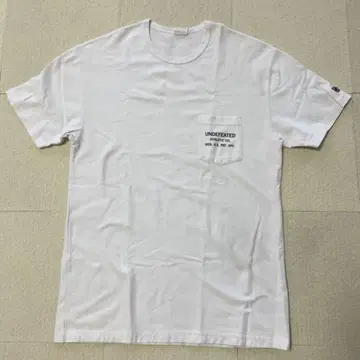 UNDEFEATED ATHLETIC CO M 사이즈