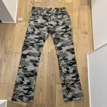 카모플라쥬 팬츠
