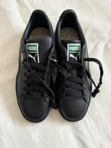 PUMA 블랙 가죽 스니커즈
