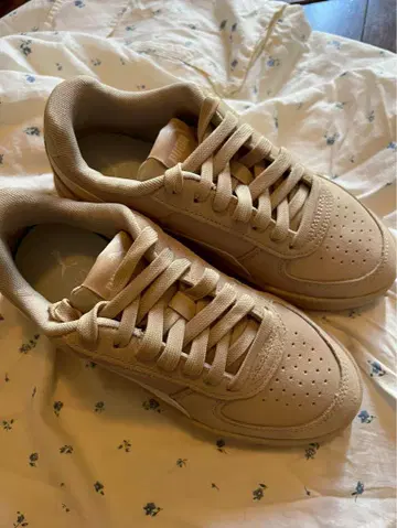 PUMA 스니커즈