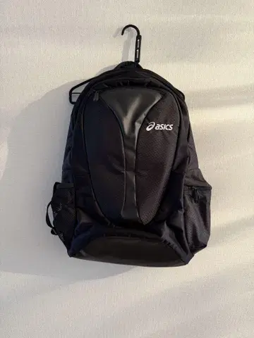 asics 블랙 백팩