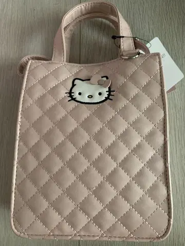 LOWRYSFARM 헬로키티 me% 퀼팅 miniBAG 핑크
