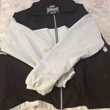 볼칸 & 아프로다이티 나일론 zip 후드티