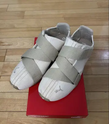 푸마 초레어 PUMA SOFTFOAM+ 스니커즈 화이트 사무라이