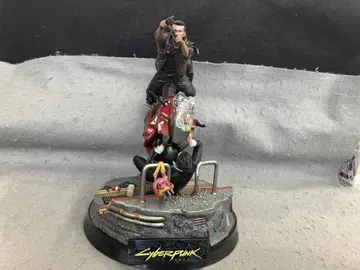 사이버 펑크 2077 컬렉터즈 에디션 한정판 피규어