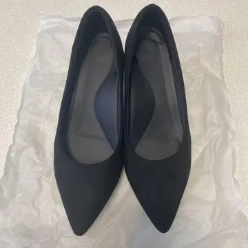 유니클로 펌프스 블랙 스웨이드 24.5cm
