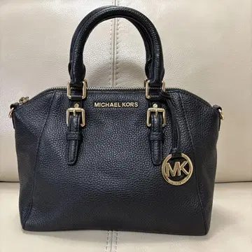 MICHAEL KORS 블랙 가죽 핸드백
