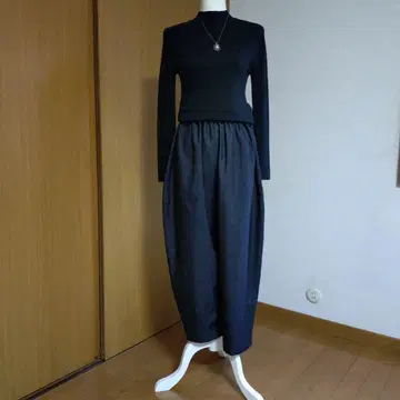 [ 오시마 기모노 리메이크 ] 뒷주머니가 귀여운 깔끔한 테이퍼드 팬츠