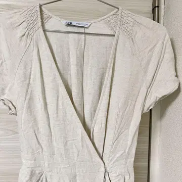ZARA V넥 올인원 XS 크림색