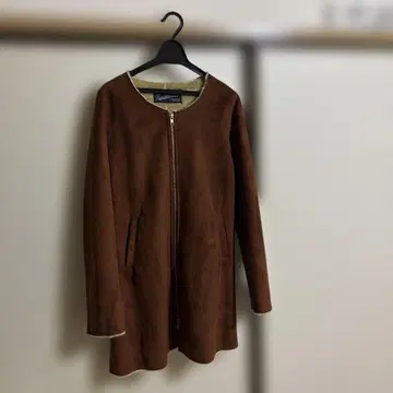 어반 리서치 Favorites Play 브라운 무스탕 코트