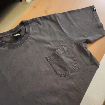 THE NORTH FACE 다크 그레이 티셔츠 M