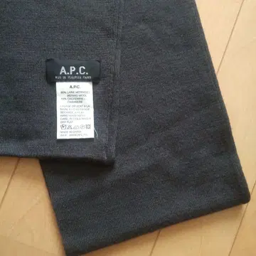 A.P.C. 캐시미어 혼방 머플러
