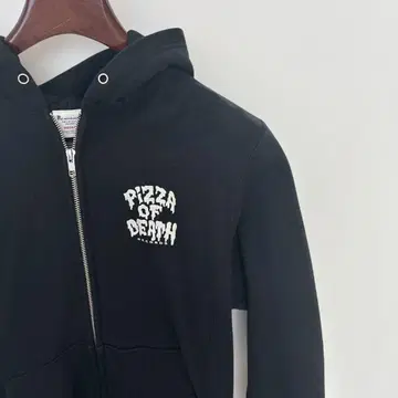 (새상품급) Pizza of Death M 사이즈 후드 부착 지퍼 후드티