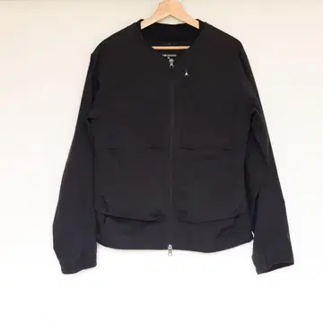 POUTNIK by Tilak BLADE JACKET BLACK M