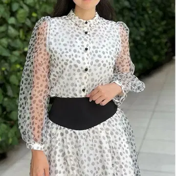 보더스 앳 발코니 ORGANDY PRINTED BOUSE 블라우스