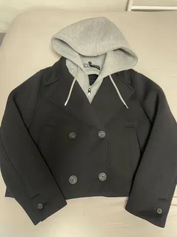 ZARA 더블 브레스트 후드 부착 자켓