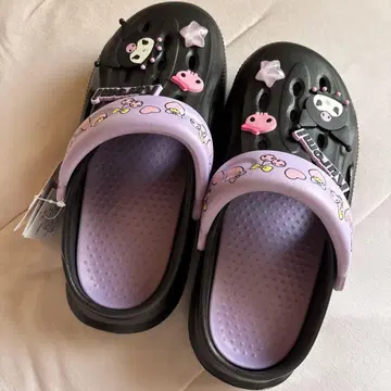 쿠로미 캐릭터 장식 클로그 샌들