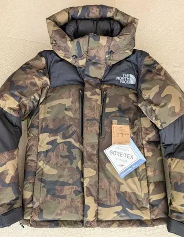 THE NORTH FACE 바르톨로 다운 자켓 ( L ) 카모플라주