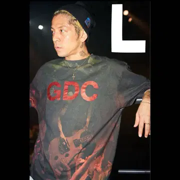 [ L ] KJ x GDC COLLABORATION 셔츠