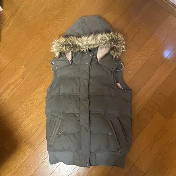 카키 다운 베스트 퍼 후드
