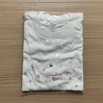 도경수 BLOOM 티셔츠