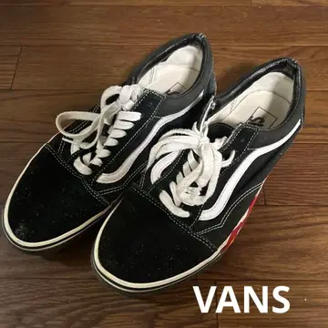Vans 블랙/화이트 스니커즈
