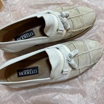 madras MODELLO 베이지 로퍼