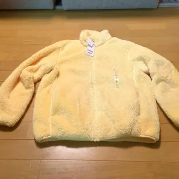 옐로우 컬러 UNIQLO 유니클로 퍼 리프 플리스 풀집 자켓
