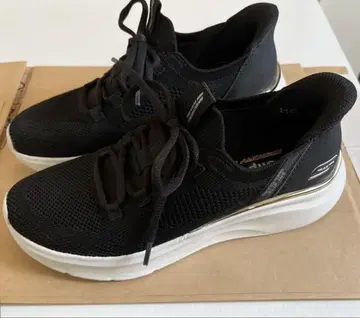 SKECHERS 슬립인즈 블랙 23