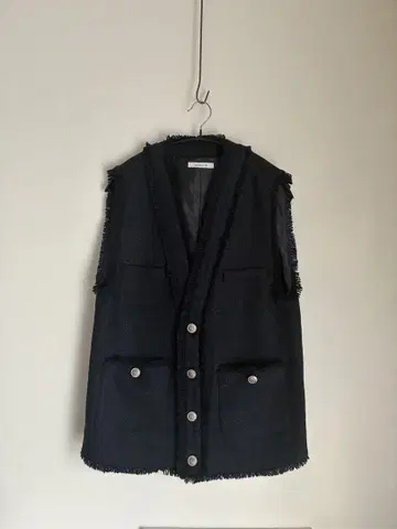 프린지 슬리브리스 베스트 네이비 B.CSTOCK