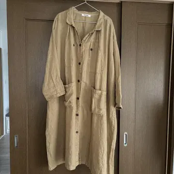 츠무구 린넨 베이지 코트
