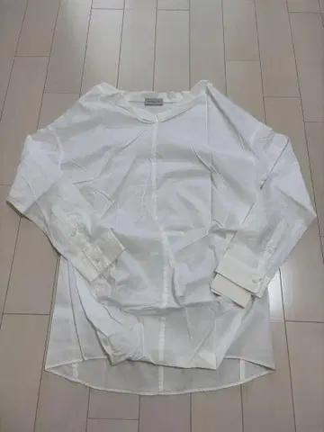 새상품급 DEUXIEME CLASSE 화이트 긴팔 셔츠 코튼