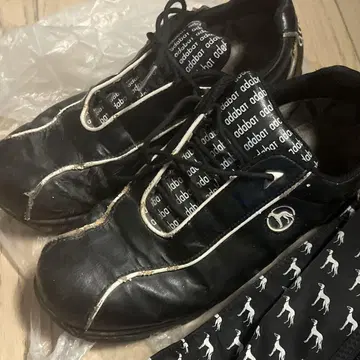 블랙 슬립온 스니커즈