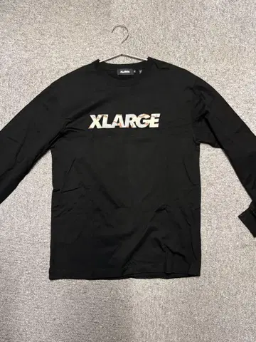 XLARGE 블랙 롱T셔츠 M 사이즈