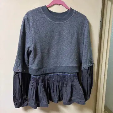 뮤베일 레이어드 디자인 그레이 트레이닝복