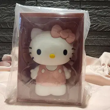 로리즈팜 HELLO KITTY 퀼팅 피규어 핑크