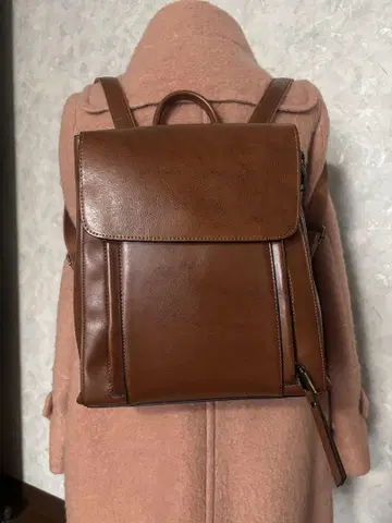 브라운 소가죽 백팩