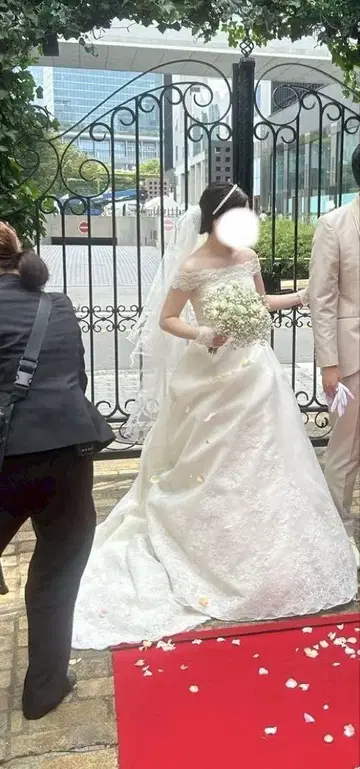 화이트 튤 웨딩 베일 2단 프릴
