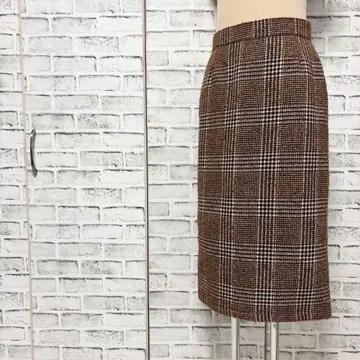 언타이틀 체크 무늬 타이트 스커트 브라운 40